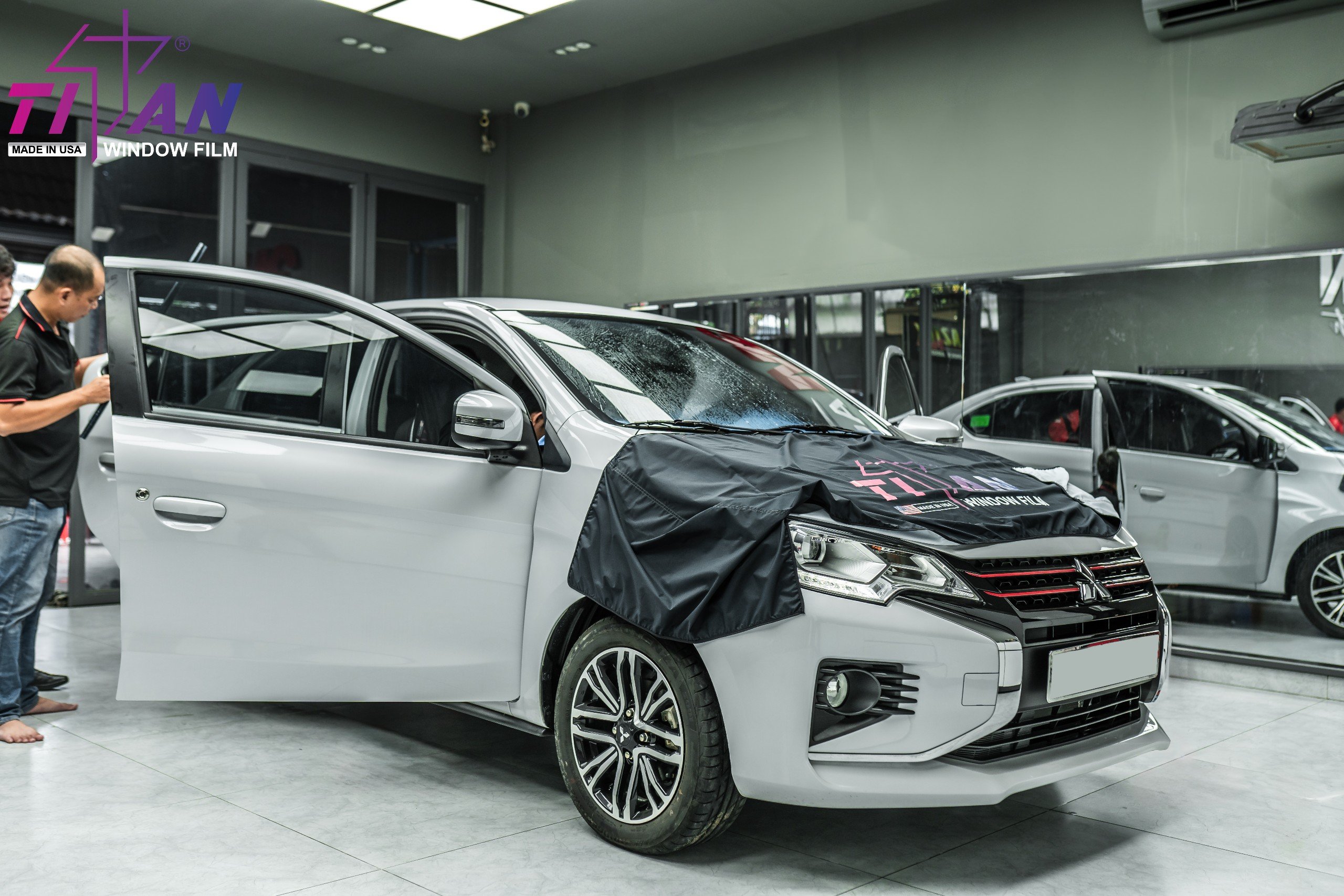 PHIM CÁCH NHIỆT TITAN GÓI TITANIUM PLUS SEDAN PHIM CÁCH NHIỆT TITAN GÓI TITANIUM PLUS SEDAN